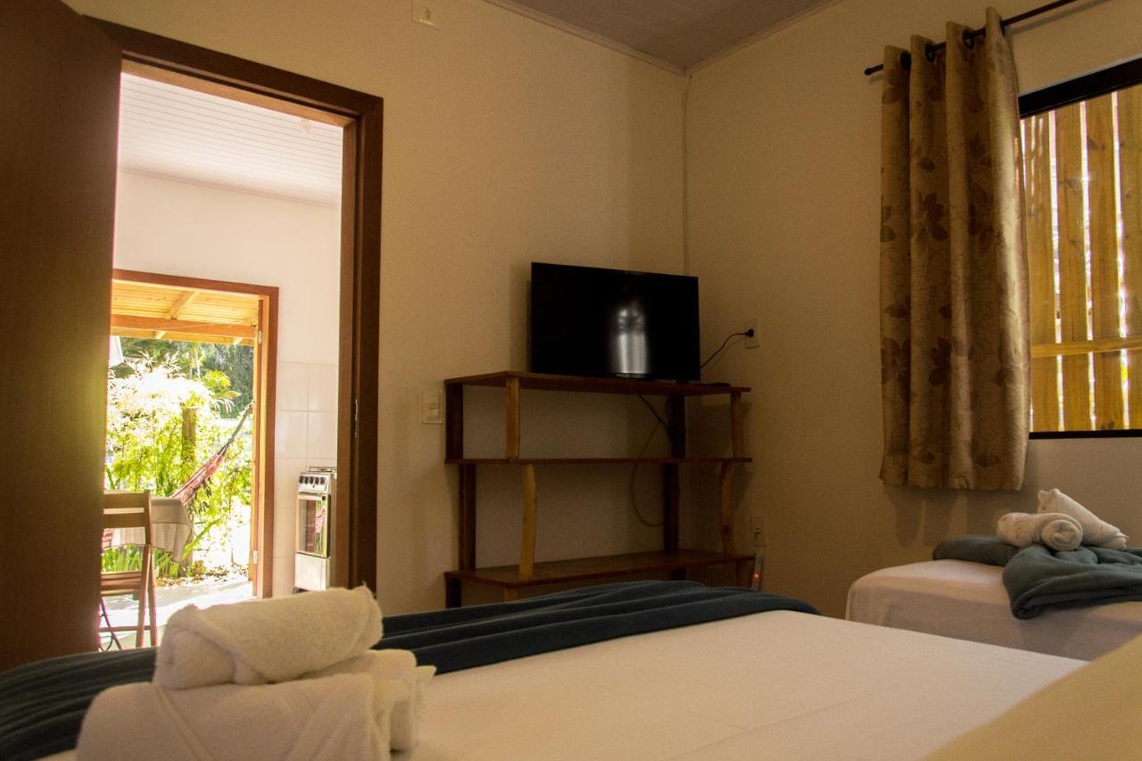 Morada Do Gabriel Hotel Guarda do Embaú Екстериор снимка