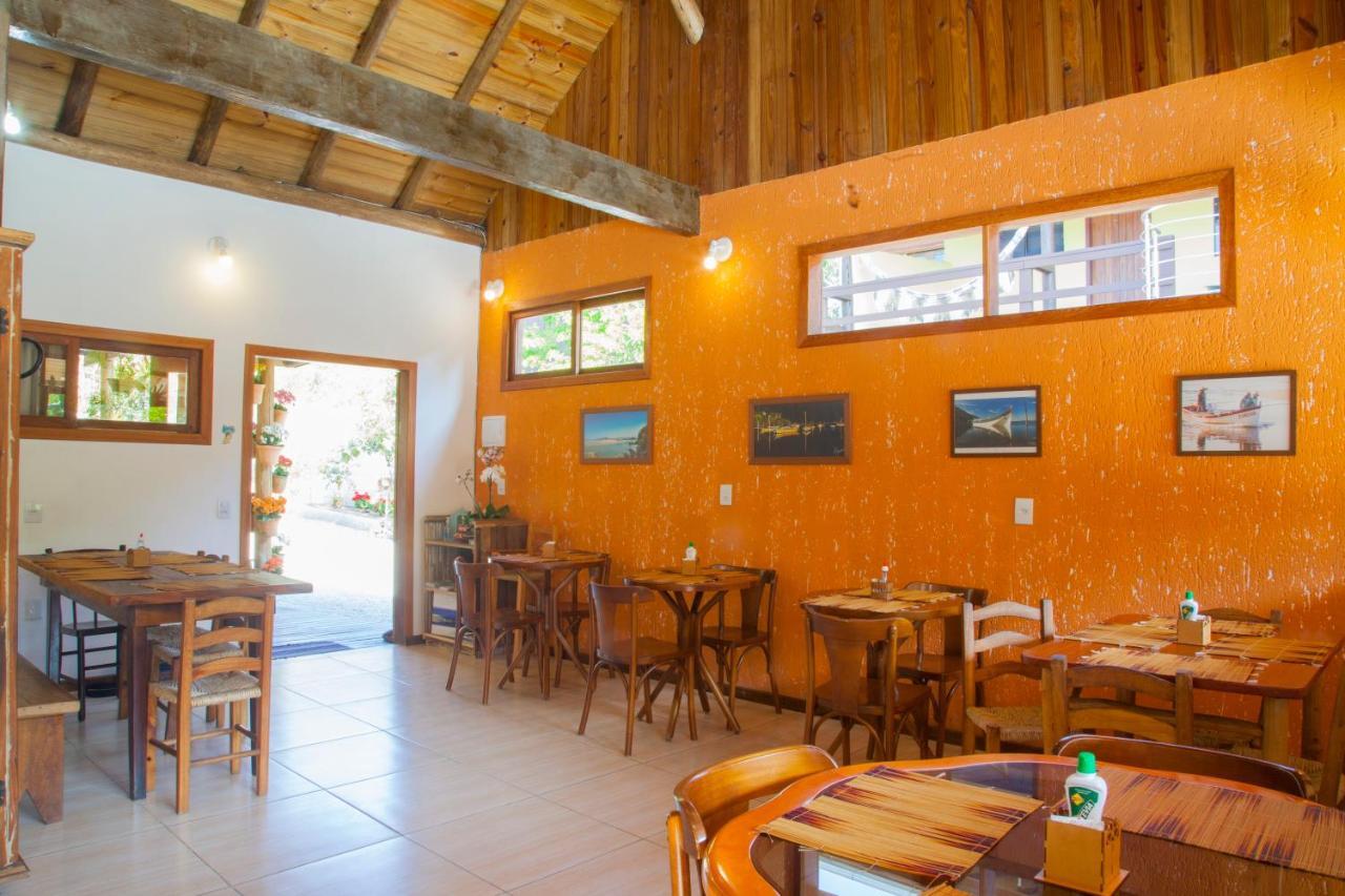 Morada Do Gabriel Hotel Guarda do Embaú Екстериор снимка