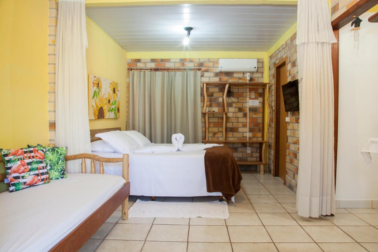 Morada Do Gabriel Hotel Guarda do Embaú Екстериор снимка
